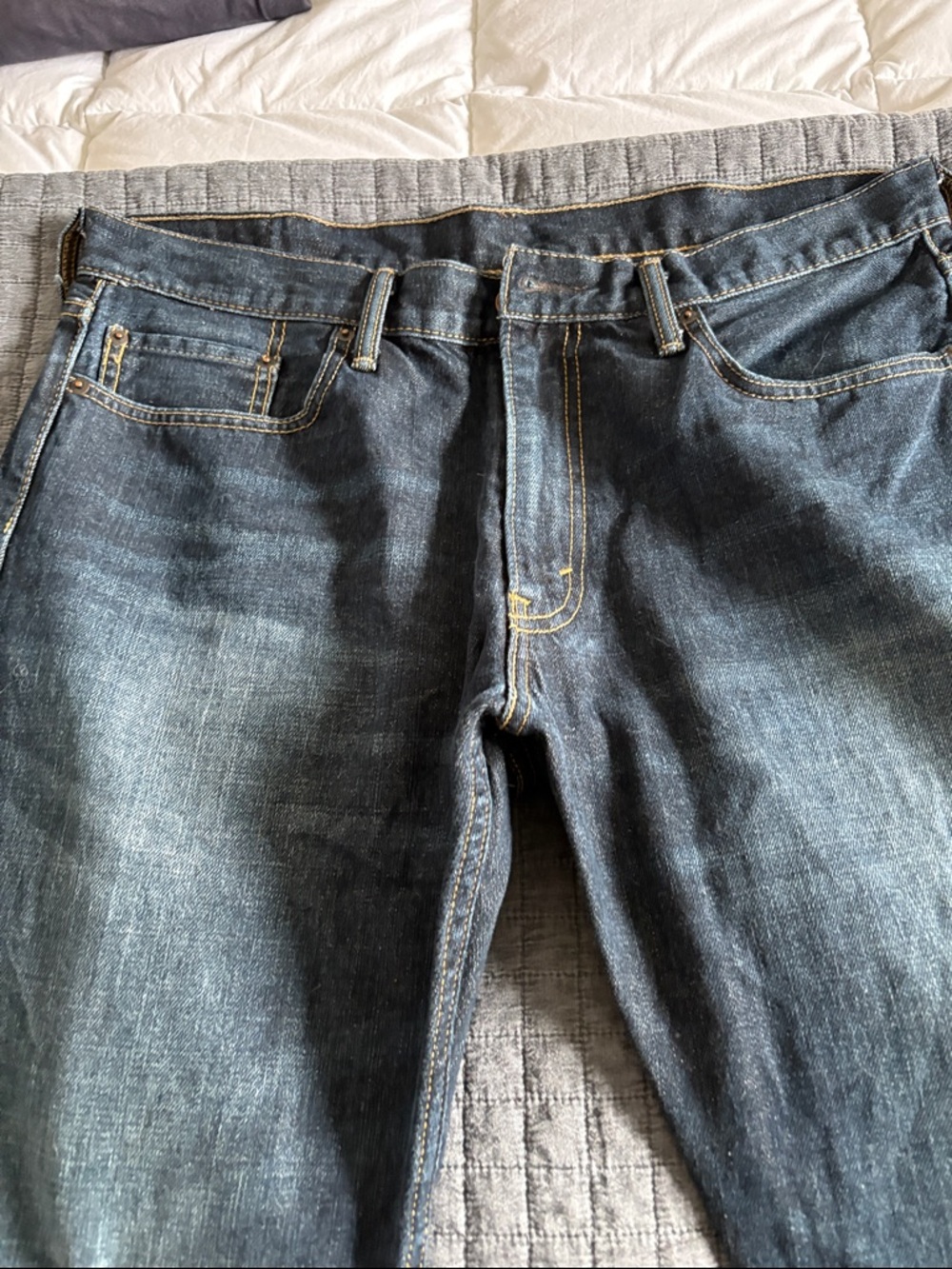 Levi's Men's Faded Blue Slim-Straight Jeans